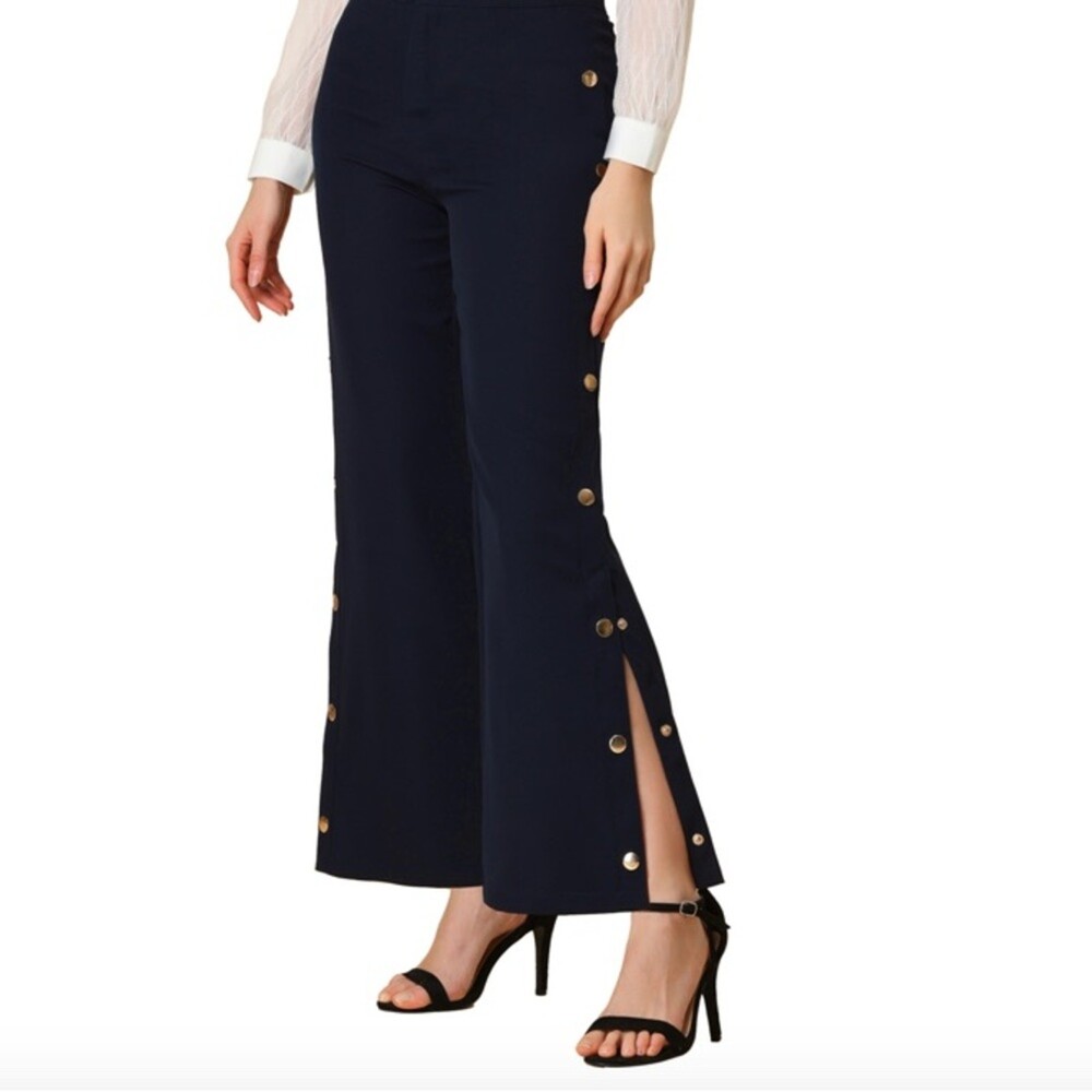 WYLDR SZ Sm Blackside utton decor gives this long pant that chic & elegant SZ S
